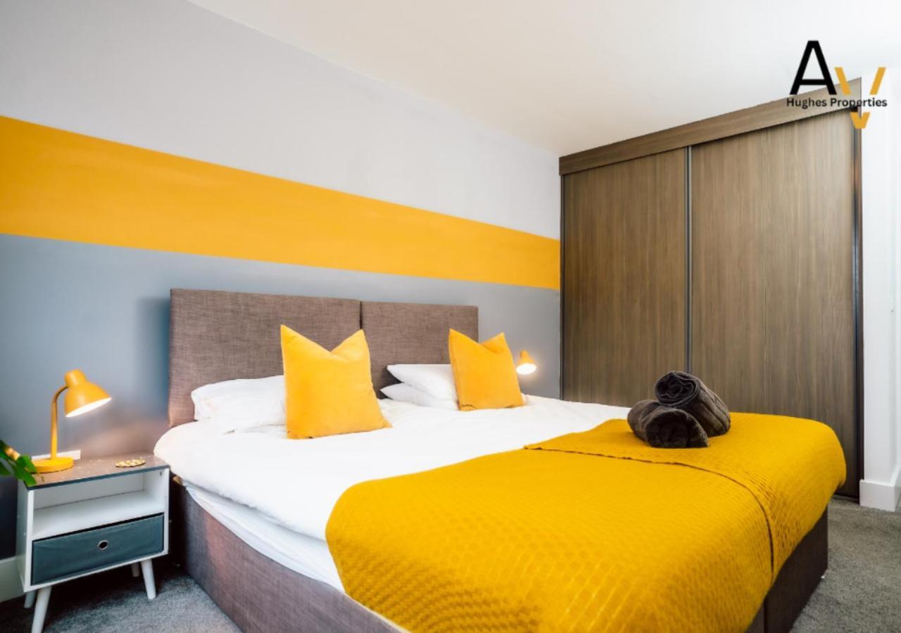 Stylish One-Bedroom Apartment - Free Wi-Fi, 4 Mins From Station, Perfect For Business Stays By Av Hughes Properties Milton Keynes Exterior foto